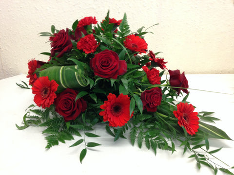 Rich reds and bold greens  single end